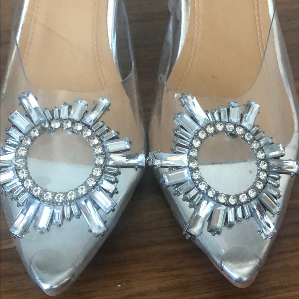 Shoe - Picture 4 of 4